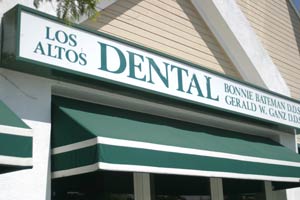 Los Altos Dental sign